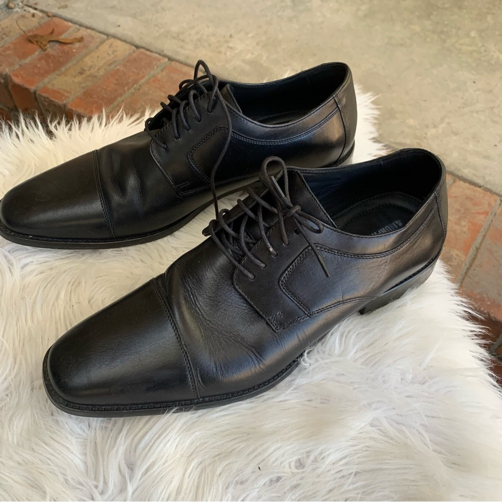 Johnston and Murphy Men's Black Leather Dress Shoes Size 13